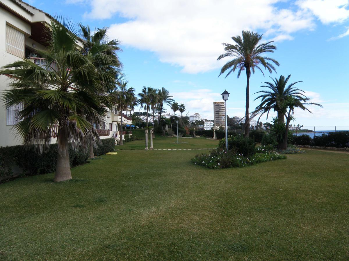 Apartamento En La Playa Apartment Mijas Costa Exterior photo