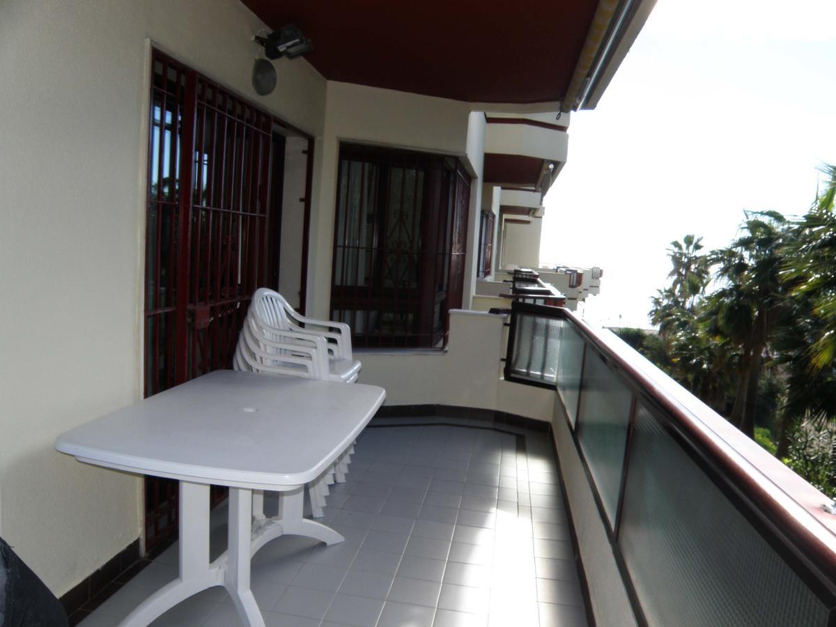 Apartamento En La Playa Apartment Mijas Costa Exterior photo